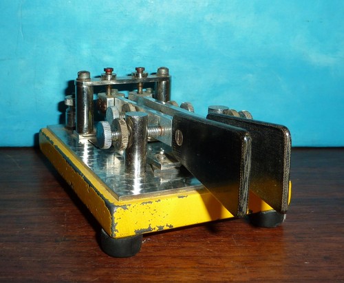 Small iambic paddle telegraph - iambic,