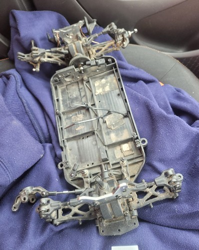 Touring car chassis - chassis, 1/10