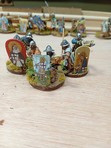 28mm medieval miniatures