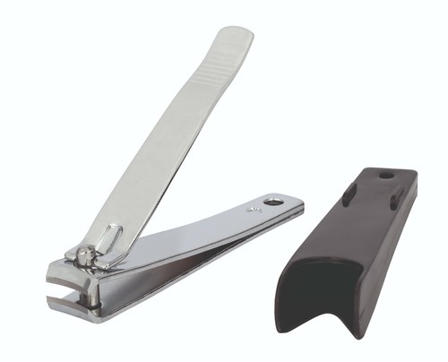 Toenail clipper with nail