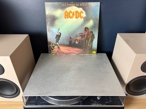 Acdc let there rock - let,