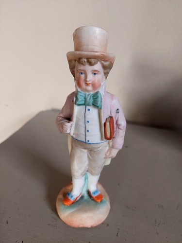 Bisque figure regency with top - figure,