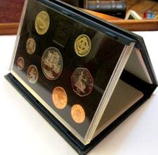 1996 United Kingdom Proof Coin Collection Royal Mint COA Cased Euro Football £2(