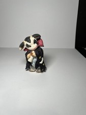 Mary’s Moo Moos I Vant To