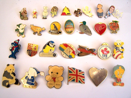 Varied lot pin - varied, badges