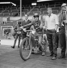 New Zealand rider Ivan Mauger