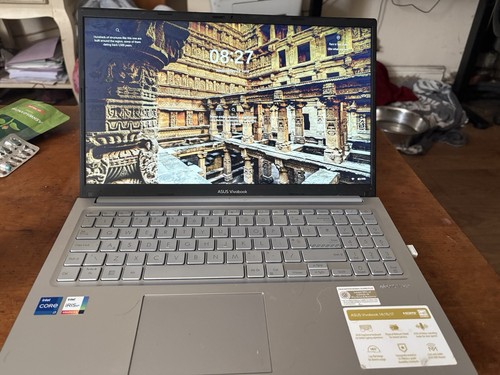 Asus vivobook 5in laptop - asus,
