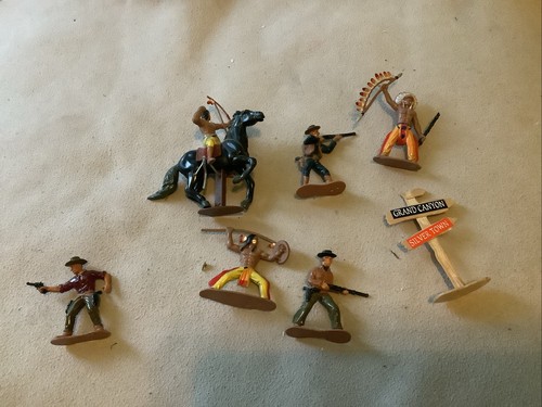 Lot vintage painted plastic - lot, of