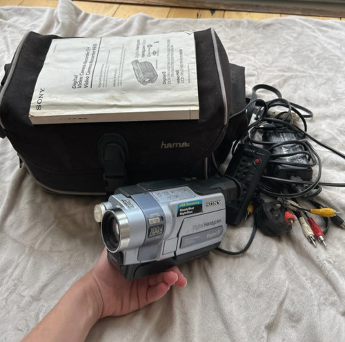 Sony handycam dcr trv145e - sony,