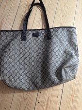 Authentic GUCCI GG Medium Shoulder Tote Bag 