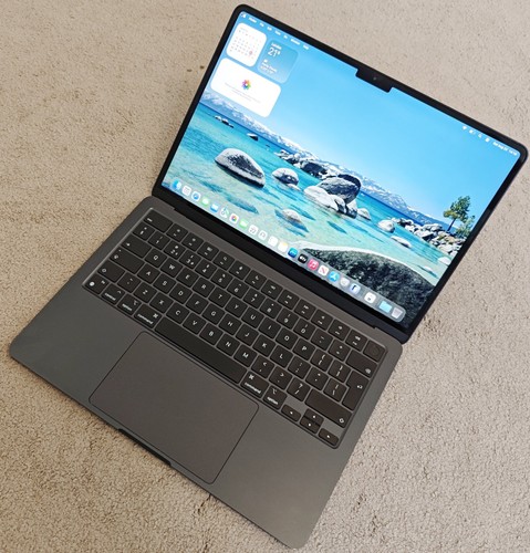 Apple macbook air 2024 m3 - air,