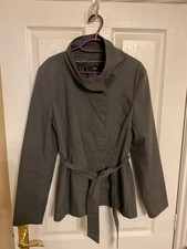 H&M Women’s Grey Belted