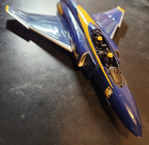 Incomplete corgi phantom - incomplete, f-4
