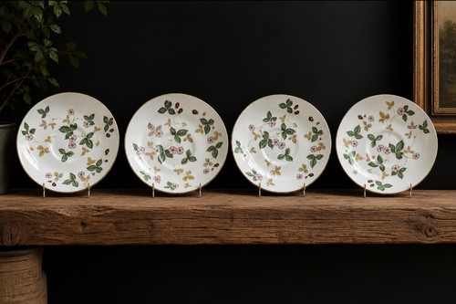 Wedgwood wild strawberry - wild,