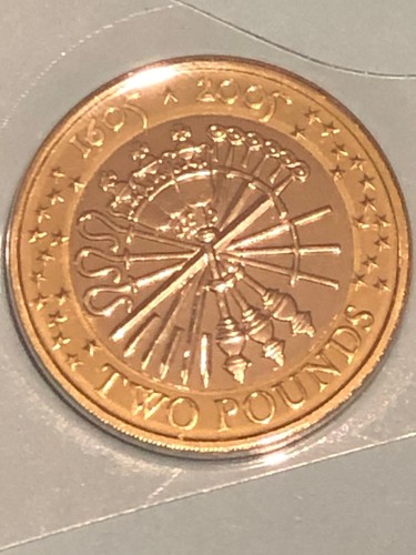 2005 two pound - £2, gun