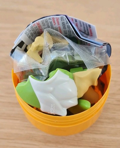 Kinder surprise maxi egg - kinder,
