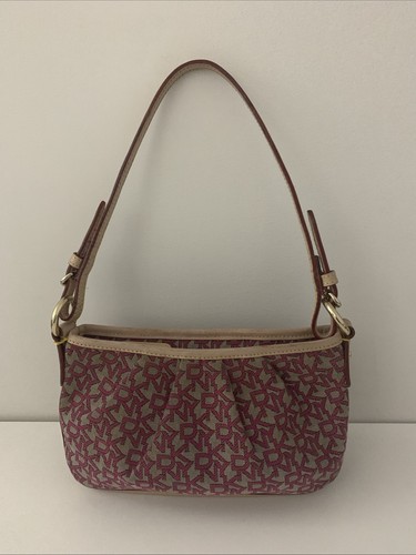 Dkny pink monogram - pink, canvas