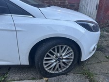 2011-2014 FORD FOCUS MK3 DRIVERS SIDE RIGHT WING FENDER WHITE