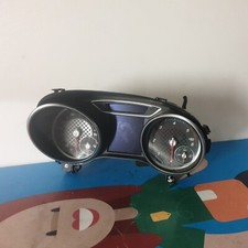 A176 900 84 03 INSTRUMENT CLUSTER MERCEDES BENZ CLA SALOON W117