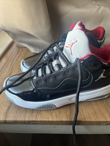 Nike size boys - 4y, jordan