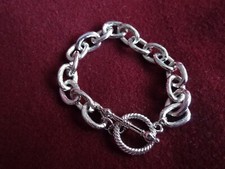 Silver-coloured chunky chain