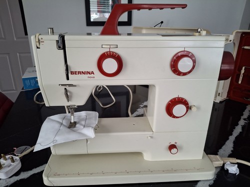 Bernina nova 900 - 900, vintage