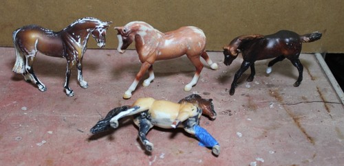 Lot four breyer - lot, stablemates