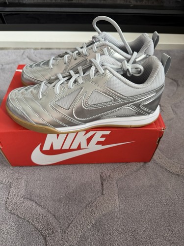 Nike gato lv8 - nike, gs