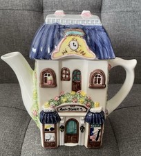 Pretty Vintage LEONARDO DECORATIVE TEAPOT ANTIQUE SHOP