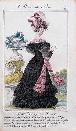 Period costume ladies opera - costume,,