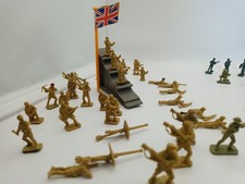 Bundle of Vintage plastic toy