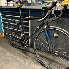 Btwin Triban 500 Road Bike medium frame 52cm just fully serviced