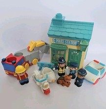 ELC Happyland Police Station Car Bike Police Men/Woman & Dog ~ Fire Engine & Man