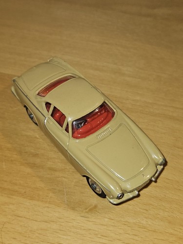 Corgi toys 228 volvo - toys,