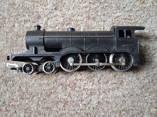 Hornby r150 class b12 6 - oo,