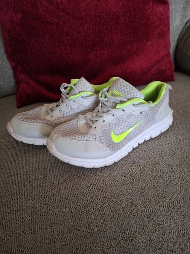 Nike ladies trainers green - trainers,,