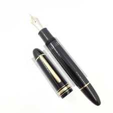Montblanc 149 fountain pen, medium 14k gold nib