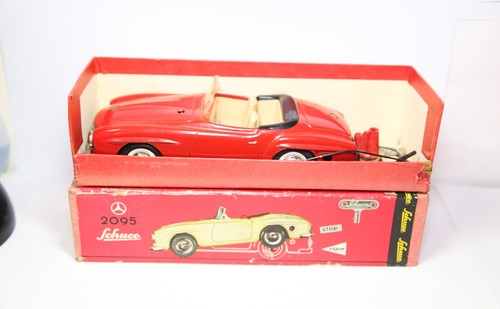 Schuco 2095 mercedes 190 in - sl,