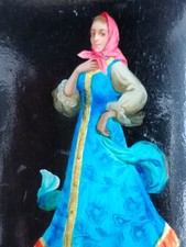 Good quality Russian Russia lacquer wood trinket box peasant woman in her finery