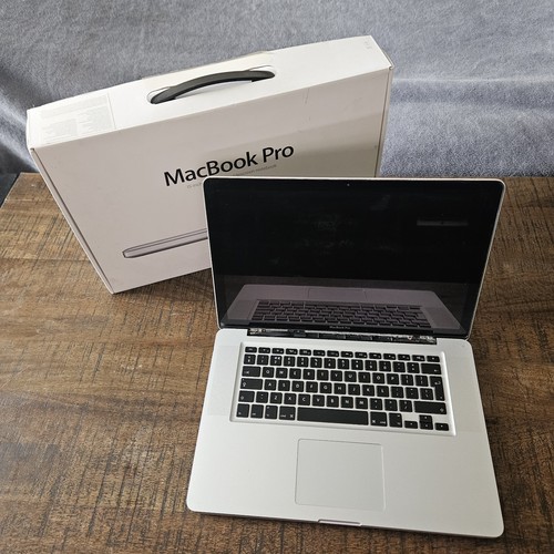 Apple macbook pro - apple, 2011