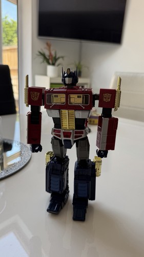 Transformer masterpiece - transformer,