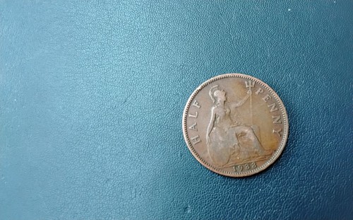 British one half penny 1933 - a, half-penny