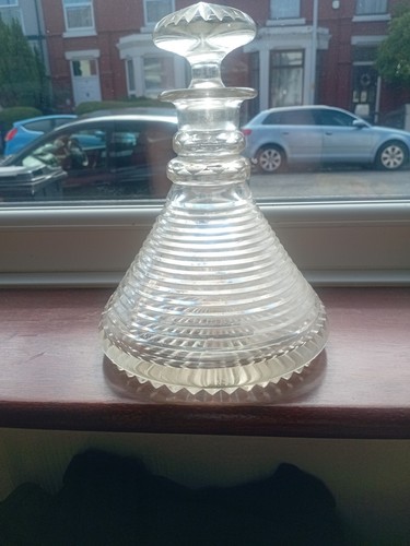Decanter antique prismatc - decanter,