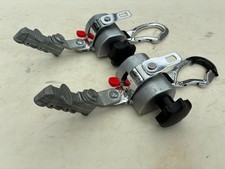 AMF BRUNS / UNWIN  Pair