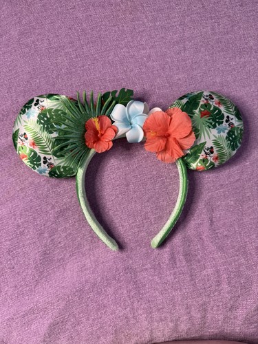 Minnie mouse tropical hideaway - minnie,