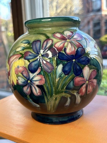 Walter moorcroft pottery vase - moorcroft,