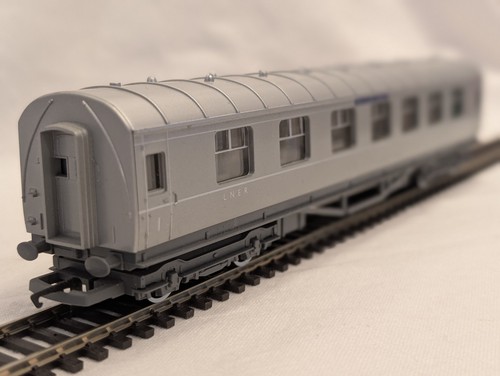 Hornby gauge r872 silver - gauge,