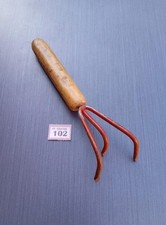 Vintage Hand Cultivator Old Garden Tool  ? M102 S