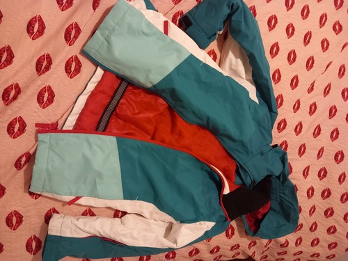 Green pink white coat age - pink,