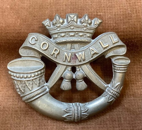 Military cap badge duke - duke, of